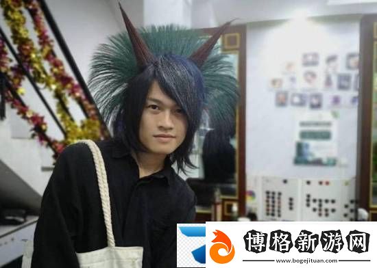 “殺馬特之父”羅福興已財(cái)富自由工作2天月入5萬(wàn)|游民叭人